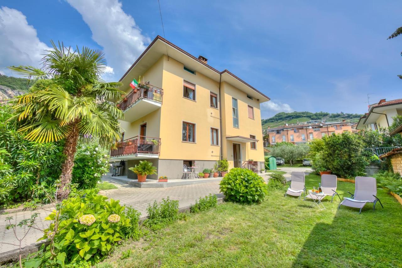 The Bon'Ora Apartment - Happy Rentals Riva del Garda Exterior photo
